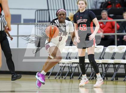 Thumbnail 2 in Red Oak vs. Lovejoy (UIL 5A Bi-District Playoff) photogallery.