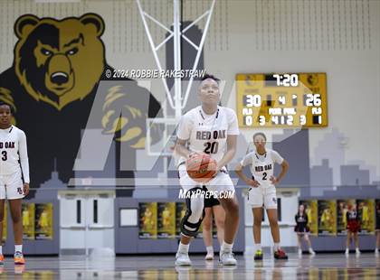 Thumbnail 2 in Red Oak vs. Lovejoy (UIL 5A Bi-District Playoff) photogallery.