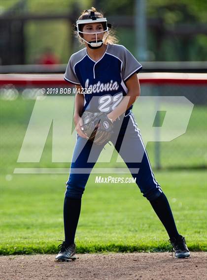 Thumbnail 1 in Leetonia @ Columbiana (OHSAA Round 1 Playoff) photogallery.