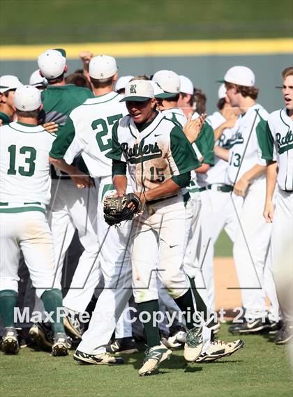 Thumbnail 3 in Reagan vs. Atascocita (UIL 5A Semifinal) photogallery.