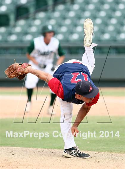Thumbnail 1 in Reagan vs. Atascocita (UIL 5A Semifinal) photogallery.