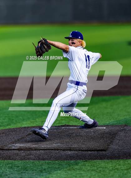 Thumbnail 3 in Lehi vs. Davis (UHSAA 6A Bracket Play) photogallery.