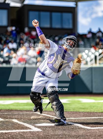 Thumbnail 1 in Lehi vs. Davis (UHSAA 6A Bracket Play) photogallery.