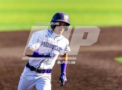 Thumbnail 1 in Lehi vs. Davis (UHSAA 6A Bracket Play) photogallery.