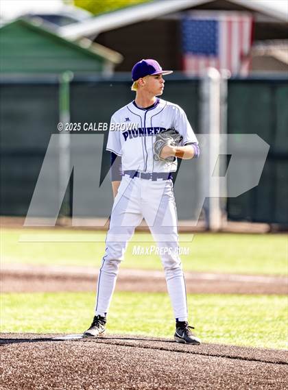 Thumbnail 2 in Lehi vs. Davis (UHSAA 6A Bracket Play) photogallery.