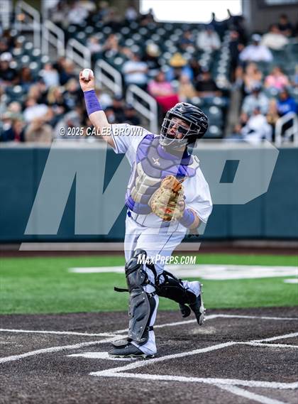 Thumbnail 1 in Lehi vs. Davis (UHSAA 6A Bracket Play) photogallery.