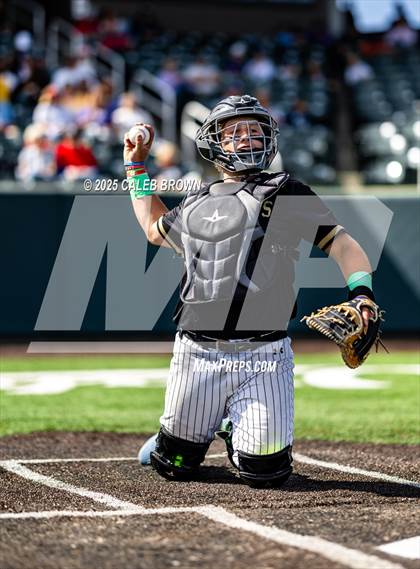 Thumbnail 3 in Lehi vs. Davis (UHSAA 6A Bracket Play) photogallery.