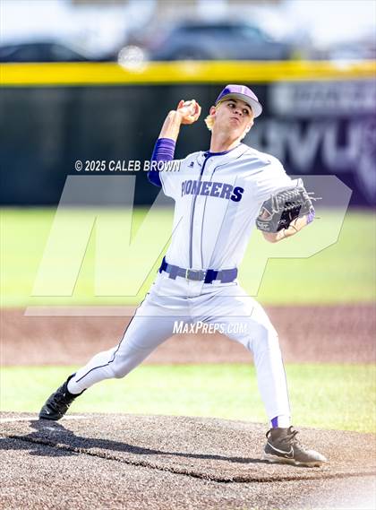 Thumbnail 3 in Lehi vs. Davis (UHSAA 6A Bracket Play) photogallery.