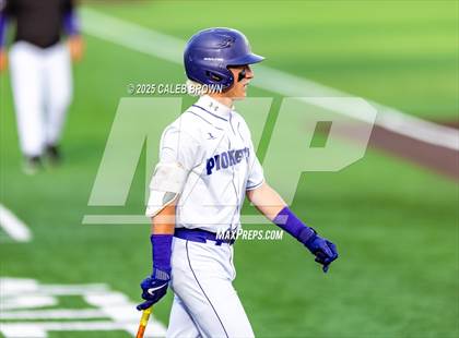Thumbnail 1 in Lehi vs. Davis (UHSAA 6A Bracket Play) photogallery.