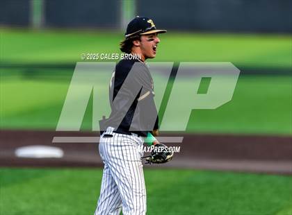 Thumbnail 1 in Lehi vs. Davis (UHSAA 6A Bracket Play) photogallery.