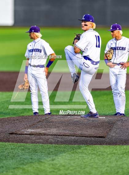 Thumbnail 3 in Lehi vs. Davis (UHSAA 6A Bracket Play) photogallery.