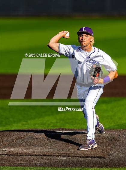 Thumbnail 3 in Lehi vs. Davis (UHSAA 6A Bracket Play) photogallery.
