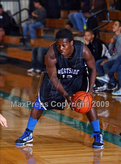 Thumbnail 3 in McAllen vs. Westside (McDonalds Texas Invitational) photogallery.