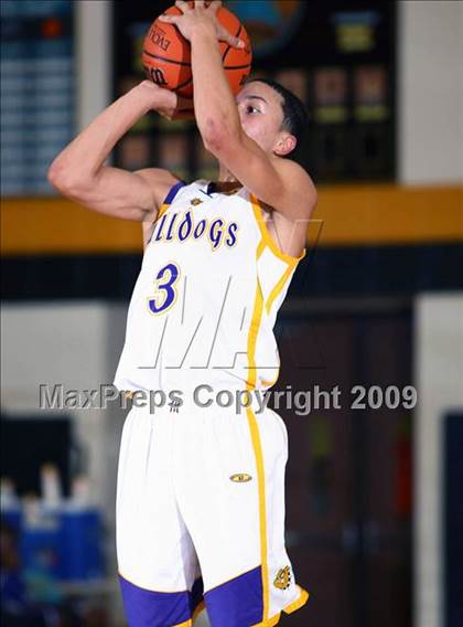 Thumbnail 1 in McAllen vs. Westside (McDonalds Texas Invitational) photogallery.
