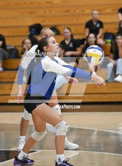 Thumbnail 1 in Orland @ Foothill photogallery.