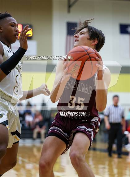 Thumbnail 3 in Sherman @ Denison photogallery.