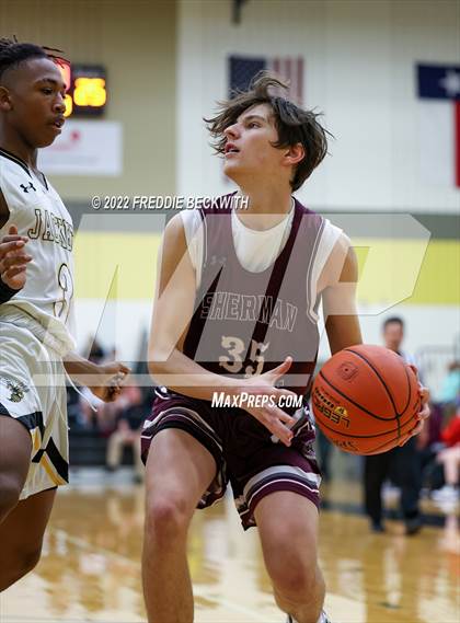 Thumbnail 2 in Sherman @ Denison photogallery.