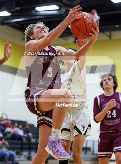 Thumbnail 2 in Sherman @ Denison photogallery.
