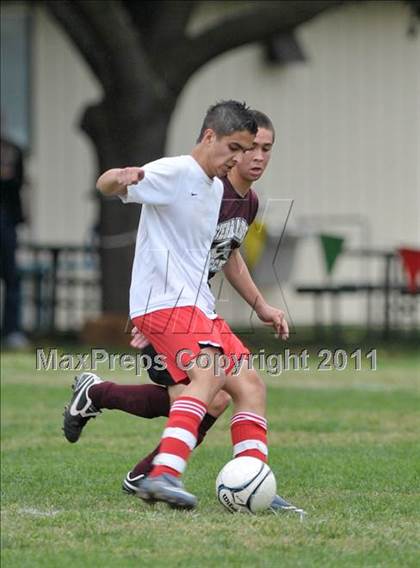 Thumbnail 2 in Sierra Ridge/Rite of Passage @ Sacramento Country Day (CIF SJS D7 Playoffs) photogallery.
