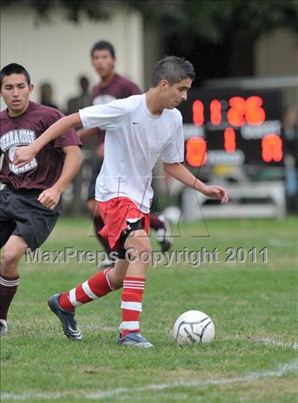 Thumbnail 2 in Sierra Ridge/Rite of Passage @ Sacramento Country Day (CIF SJS D7 Playoffs) photogallery.