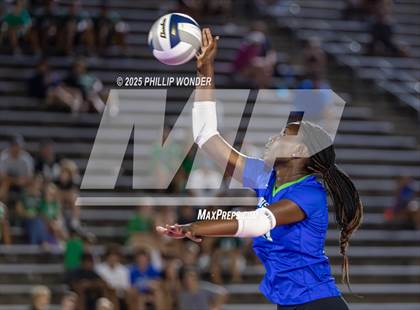 Thumbnail 1 in Millard North vs Millard West (Battle at Buell) photogallery.