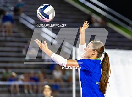 Thumbnail 1 in Millard North vs Millard West (Battle at Buell) photogallery.