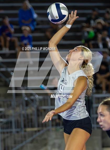 Thumbnail 2 in Millard North vs Millard West (Battle at Buell) photogallery.