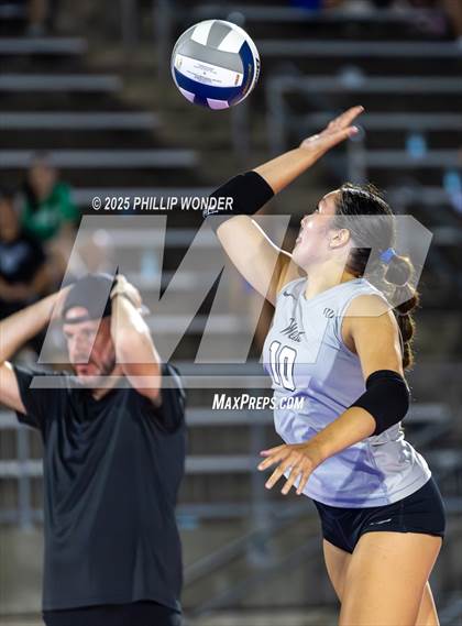 Thumbnail 1 in Millard North vs Millard West (Battle at Buell) photogallery.