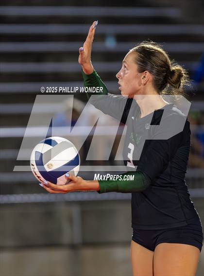 Thumbnail 2 in Millard North vs Millard West (Battle at Buell) photogallery.