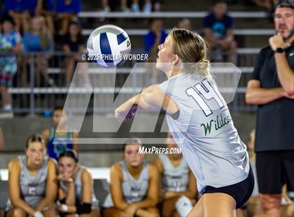Thumbnail 3 in Millard North vs Millard West (Battle at Buell) photogallery.