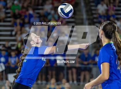 Thumbnail 2 in Millard North vs Millard West (Battle at Buell) photogallery.