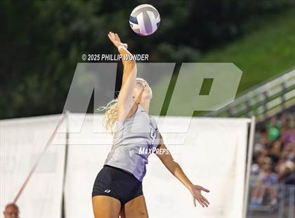 Thumbnail 2 in Millard North vs Millard West (Battle at Buell) photogallery.