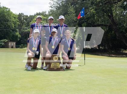 Thumbnail 2 in UIL 2A Girls Golf (Medals) photogallery.