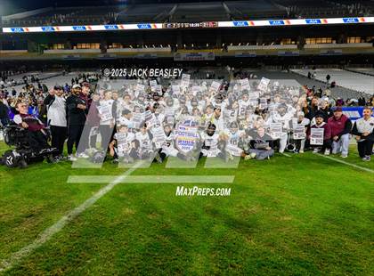 Thumbnail 3 in Desert Mountain vs Canyon View (AIA 5A Final Awards) photogallery.