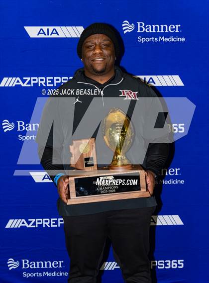 Thumbnail 2 in Desert Mountain vs Canyon View (AIA 5A Final Awards) photogallery.