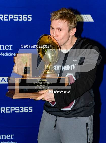 Thumbnail 2 in Desert Mountain vs Canyon View (AIA 5A Final Awards) photogallery.