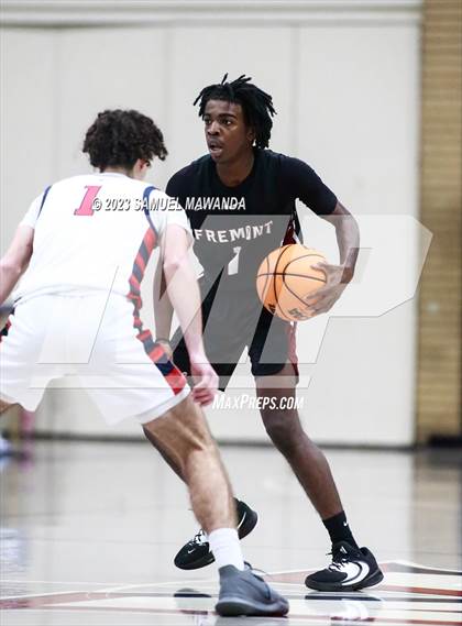 Thumbnail 3 in Maranatha vs  Fremont (21st Annual Rose City Roundball Classic) photogallery.