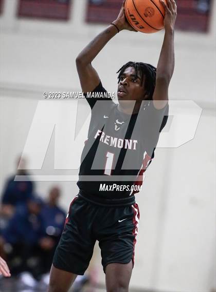 Thumbnail 2 in Maranatha vs  Fremont (21st Annual Rose City Roundball Classic) photogallery.