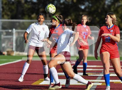Thumbnail 2 in Gregory-Portland vs. Dripping Springs (Dripping Springs Invitational) photogallery.
