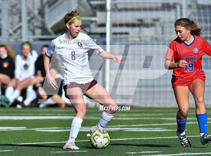 Thumbnail 3 in Gregory-Portland vs. Dripping Springs (Dripping Springs Invitational) photogallery.