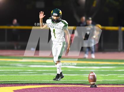 Thumbnail 2 in Show Low vs. Thatcher (AIA 3A Semifinal) photogallery.