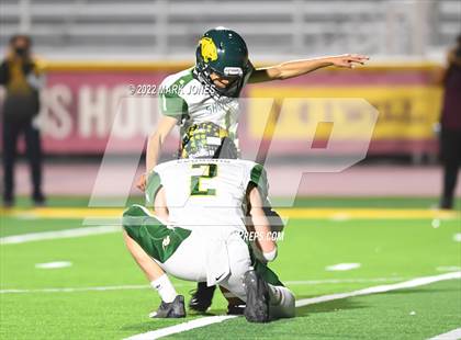 Thumbnail 2 in Show Low vs. Thatcher (AIA 3A Semifinal) photogallery.