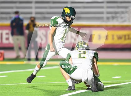 Thumbnail 3 in Show Low vs. Thatcher (AIA 3A Semifinal) photogallery.