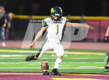 Thumbnail 3 in Show Low vs. Thatcher (AIA 3A Semifinal) photogallery.