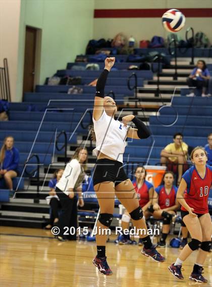 Thumbnail 3 in East View @ Leander photogallery.