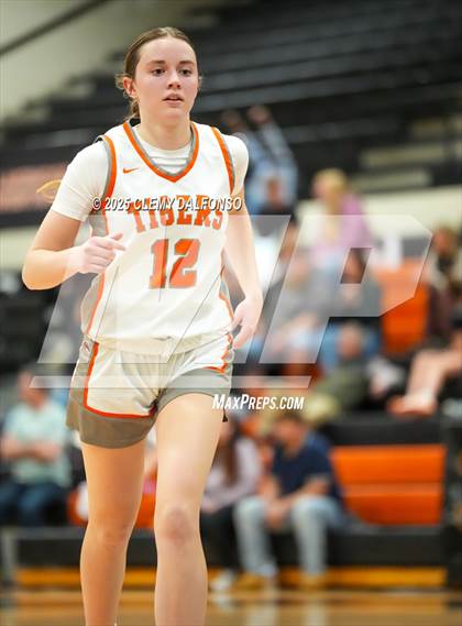 Thumbnail 3 in Summit @ Lakewood photogallery.