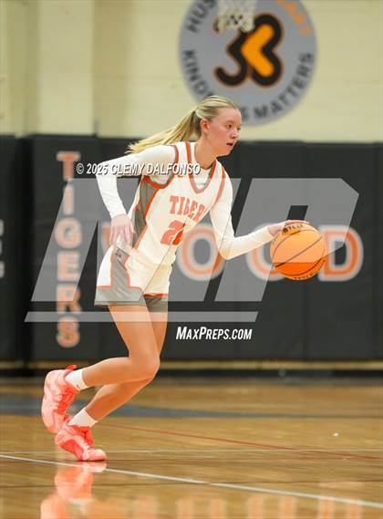 Thumbnail 3 in Summit @ Lakewood photogallery.