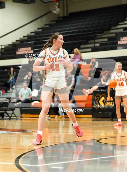 Thumbnail 3 in Summit @ Lakewood photogallery.