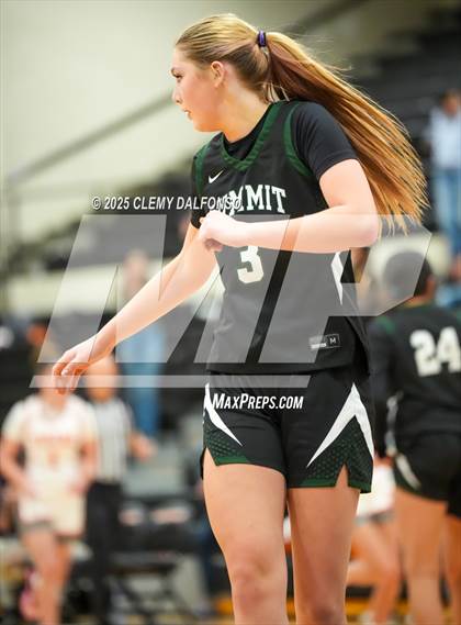 Thumbnail 3 in Summit @ Lakewood photogallery.