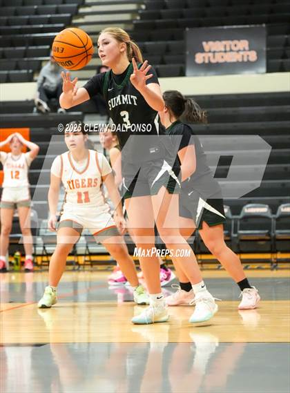 Thumbnail 2 in Summit @ Lakewood photogallery.